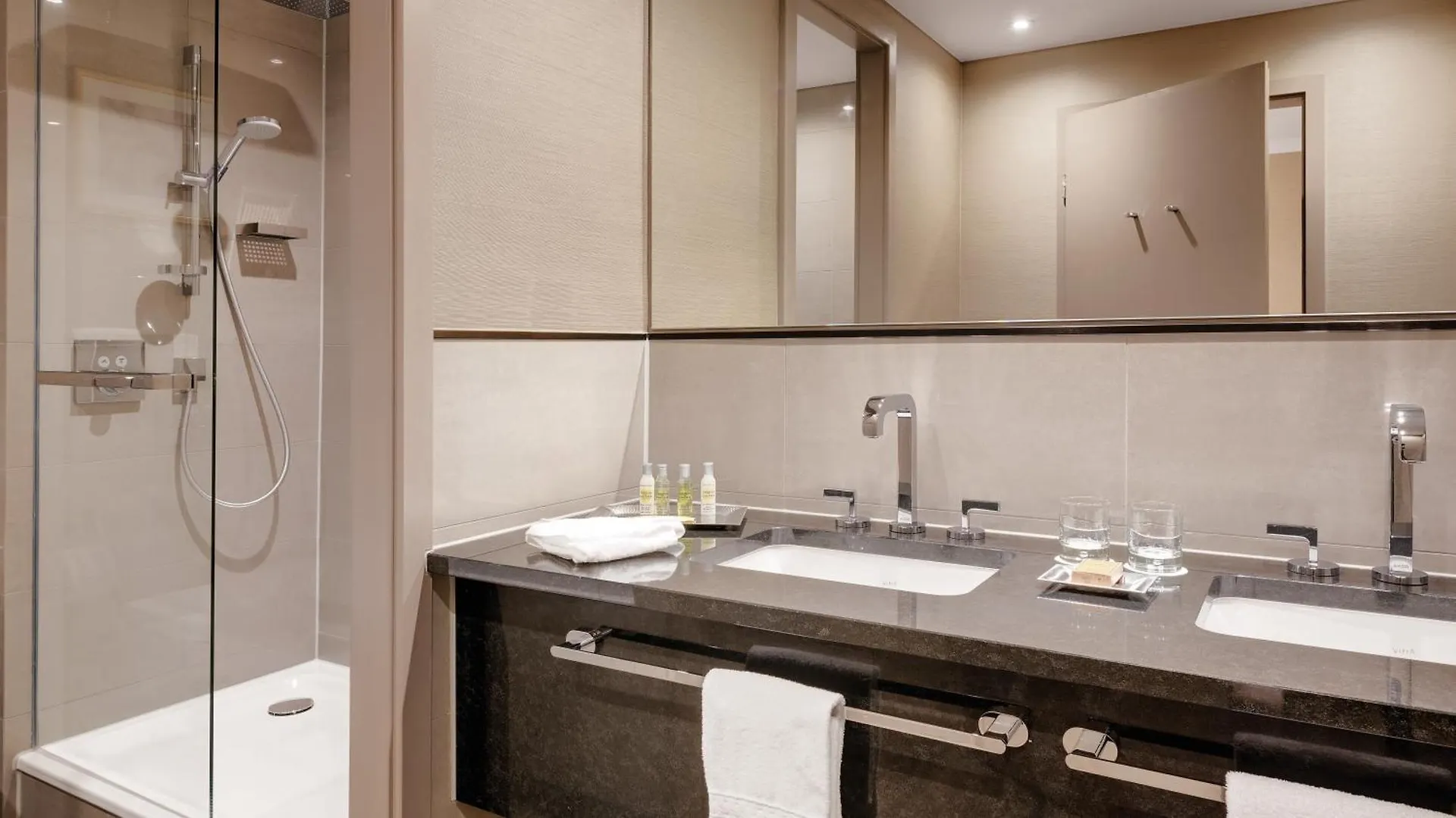 Hilton Munich City 4*,